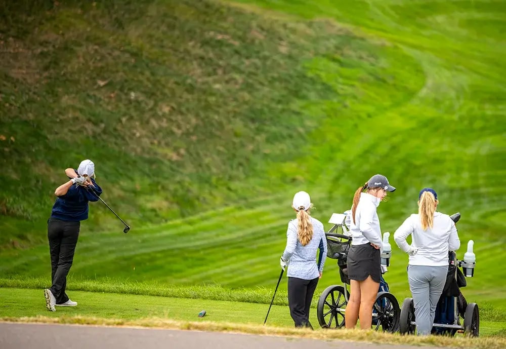 womens golf